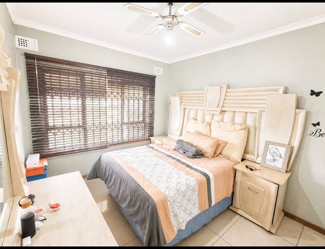 4 BEDROOM HOUSE FOR SALE IN WESTVILLE